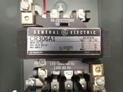 GE CR306A1 Magnetic Motor Starter 600V NEMA 00 Enclosure 3 Pole 9 Amp 120V Coil