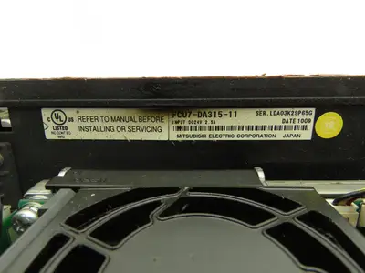 Mitsubishi Electric FCU7-DA315-11 Display Unit CNC Operator Panel LCD 24VDC