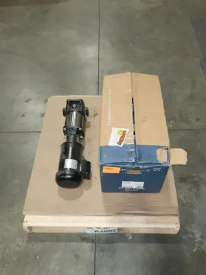 USED GRUNDFOS CR1-9-A-B-A-E-HQQE, CR1-10-A-B-A-E-HQQE