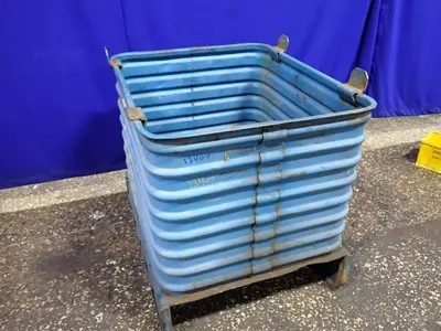 Powell 28" X 34" X 24" Steel Tub