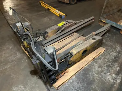 Used _UNKNOWN_ _UNKNOWN_ Forklift Attachments Ohio US | Myron Bowling Auctioneers Inc #1504465