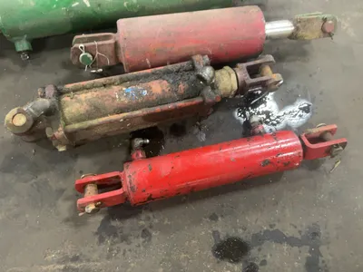 Used _UNKNOWN_ _UNKNOWN_ Hydraulic Cylinders Michigan US | Miedema Asset Management Group #1311852