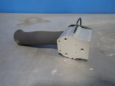 Unknown Tool Balancer Handle