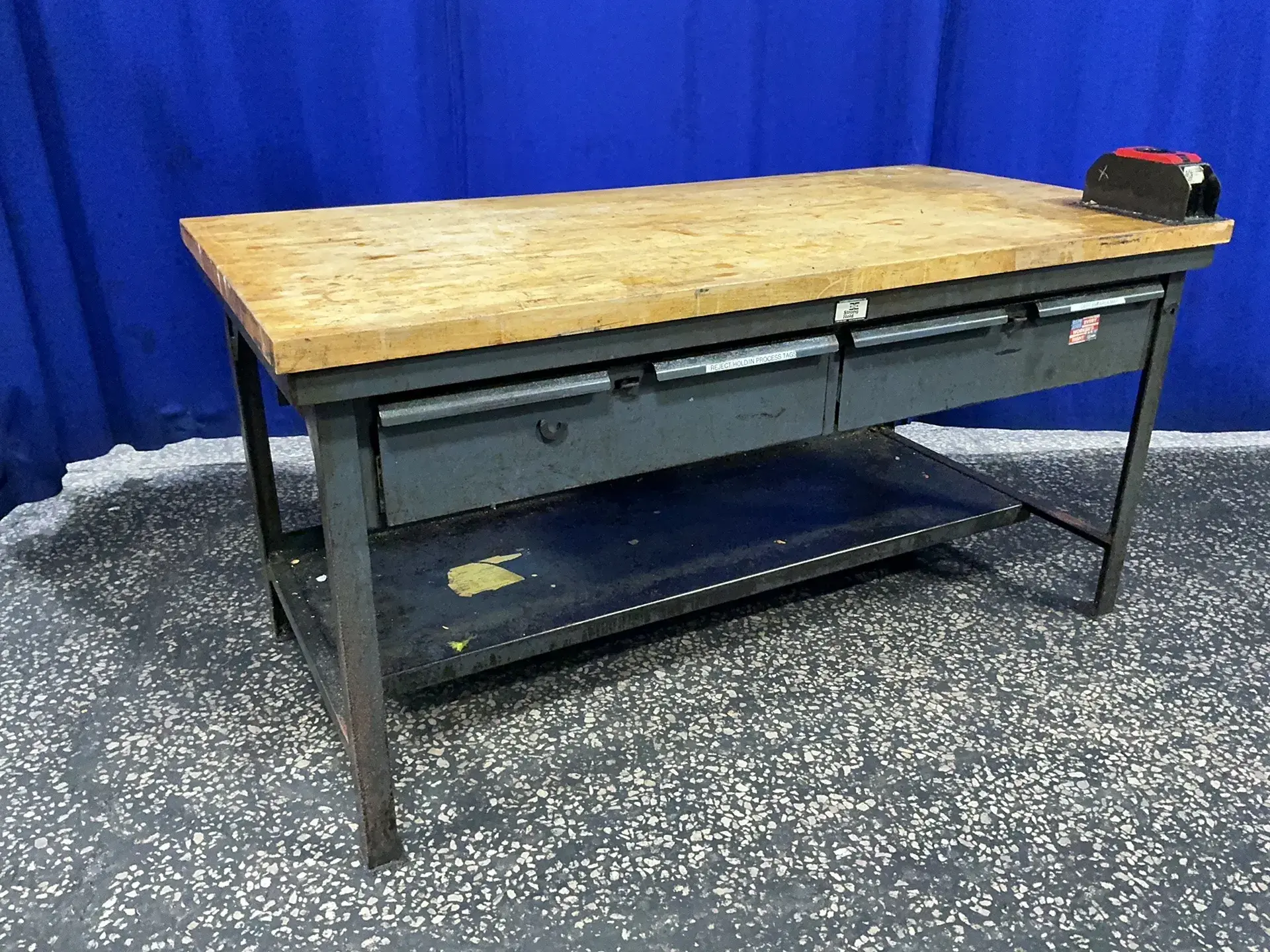 Used STRONG HOLD _UNKNOWN_ Work Benches Ohio US | HGR 24 #1357227