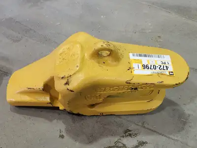 USED CATERPILLAR 472-0796
