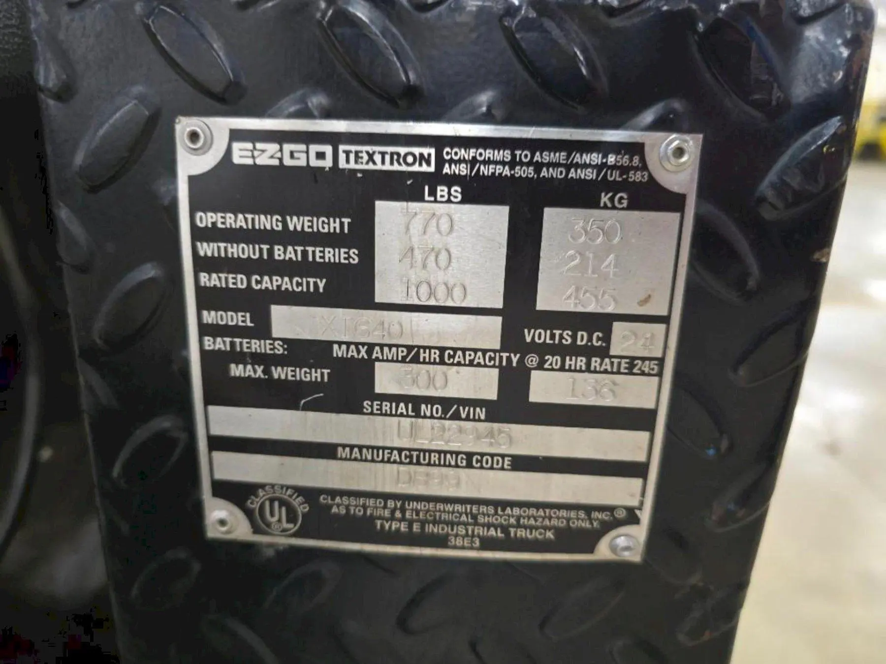 24 VOLT EZ-GO MODEL XI-640 TEXTRON CHASER/TUGGER CART #20: YOBRO #24635