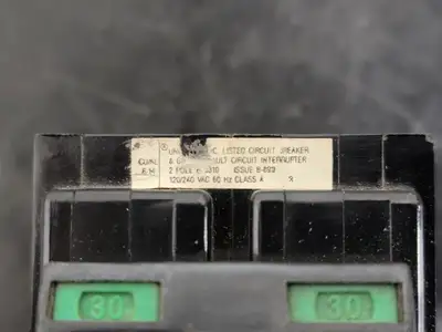 Used BRYANT BR230 Switchgears British Columbia CA | Lenmark #242975