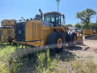 2015 John Deere 824K-II
