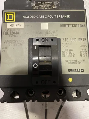 Square D FAL32040 40A 3 Pole Molded Case Circuit Breaker 240V