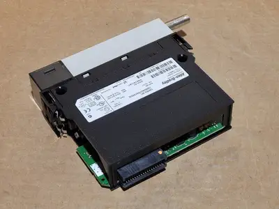 NEW ALLEN-BRADLEY 1756-CNBR/E