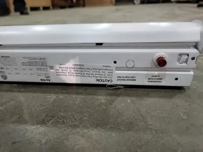 NEW DAY-BRITE FSS470L840-UNV
