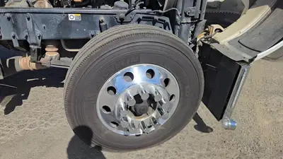 USED 2020 PETERBILT 389