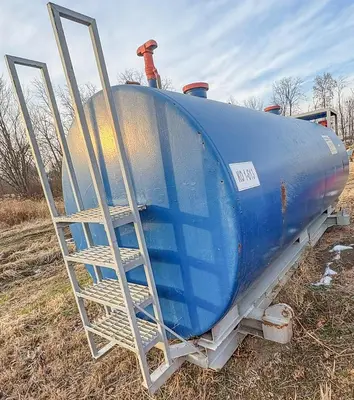 Used AFTERMARKET SKID-MOUNTED DIESEL FUEL TANK Stationary Fuel Tanks Pennsylvania US | East West Machinery & Drilling #1417818