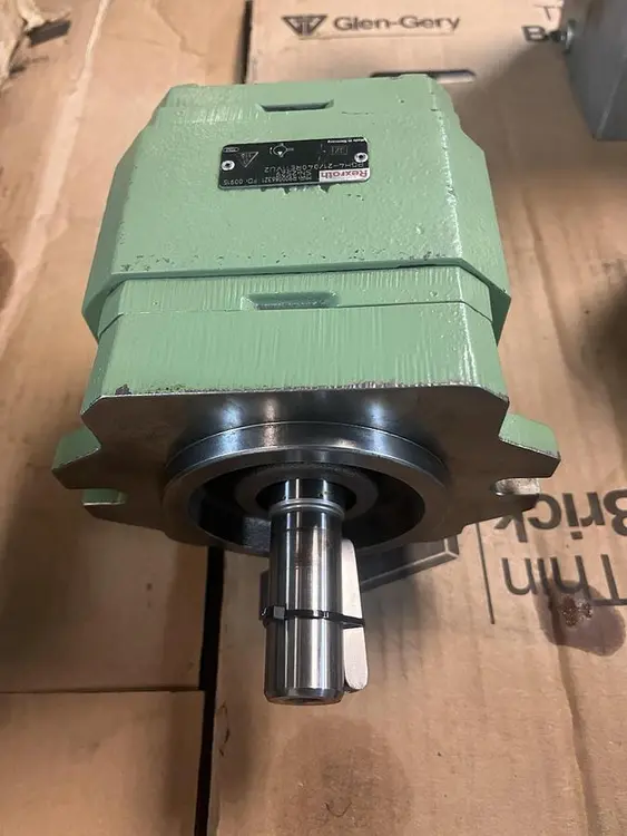 Used REXROTH PGH4-21/040RE11VU2 Pumps | Surplus Asset Holdings #1206184