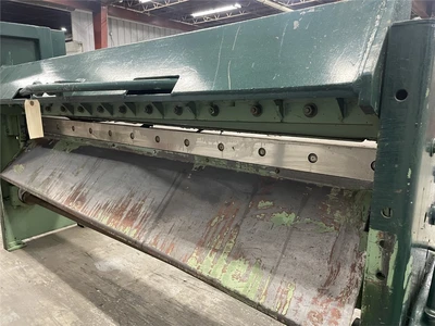 48" Famco Shear, 14 Gauge, Model E12400, S/N S-170124