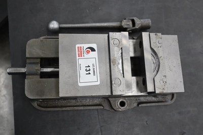 Used KURT WORKHOLDING SOLUTIONS D-675 Vises Minnesota US | Machinesused.com #1505755