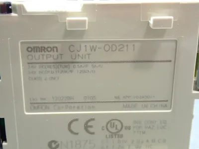 USED OMRON CJ1WOD211