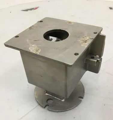 USED METAL FABRICATOR MAGNET