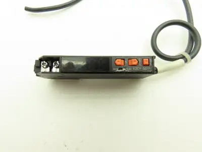 Omron E2CY-SD11 Non-Ferrous Metal-Detecting Proximity Sensor
