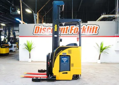 USED 2017 YALE NR035EB