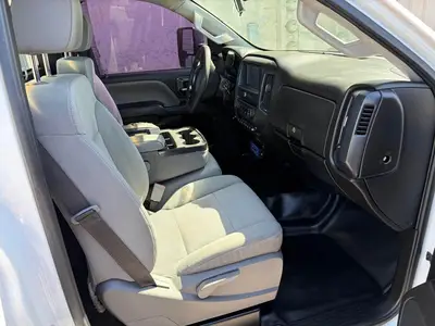 USED 2021 CHEVROLET SILVERADO 5500HD