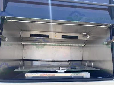USED KUHNER ISK-1-W / ISK1-X REFRIGERATED INCUBATOR SHAKER 5°C BELOW AMBIENT TO 60°C