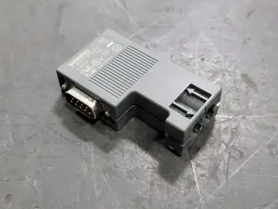 NEW SIEMENS 6ES7972-0BA12-0XA0