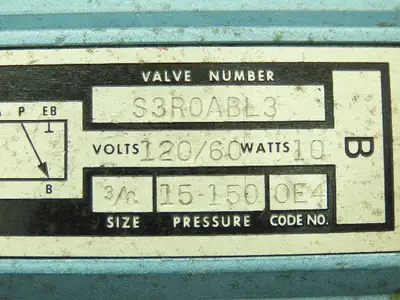 Skinner S3R0ABL3 Pneumatic Directional Control Solenoid Valve 5/2 Pos 120V 3/8"