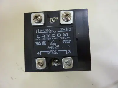 USED CRYDOM A4825