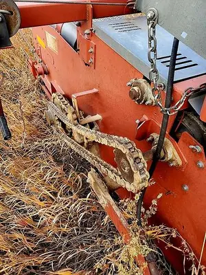 USED HUTCHINSON SQUEEZE BELT