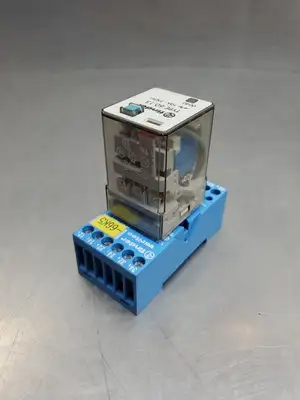Used Finder TYPE 60.13 10A 250V Relay w/ Finder 90.73 10A/400V Relay Base Relays & Switches | Palmetto Automation #1149893