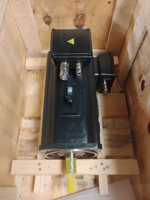 HE HORRIFIED SECD 100-17/S847 Servo Motors | ESS Industrial Equipment Sales (2)