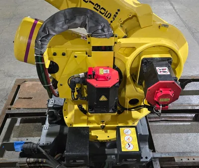 Used 2016 FANUC R-2000IB/210F + R30IB Robots Michigan US | iGAM Industrial Marketplace #1144083