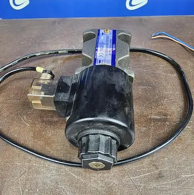 USED YUKEN DSG-03-2B2-D24-N1-50