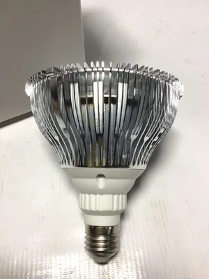 LED PAR 38 12 Cree 36 watts 1215 Lumens Warm White LED Light Bulb