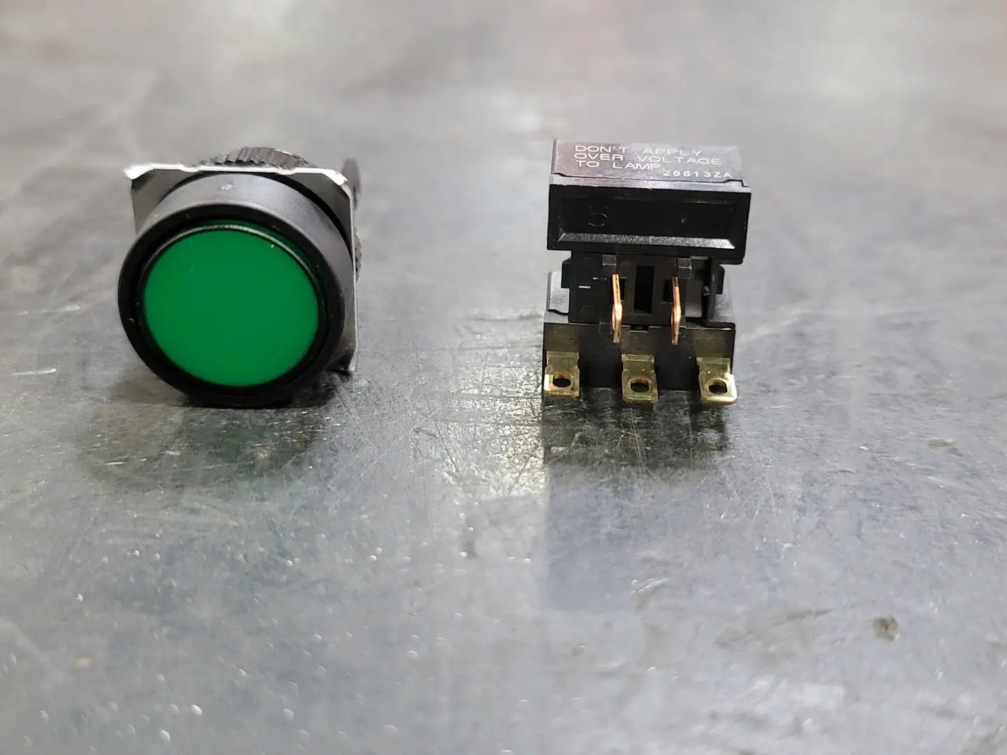 NEW OMRON A16-TGM-1
