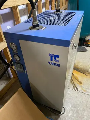 Water-Blow Molding Machine