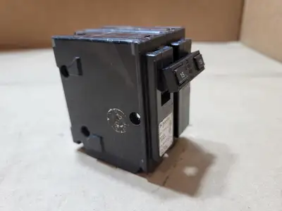 Used SCHNEIDER ELECTRIC CHOM220 Circuit Breakers British Columbia CA | Lenmark #1488962