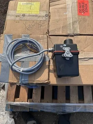 NEW FIREYE 65UV5