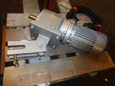 2.2kw R&B Clamp on Geared Stirrer