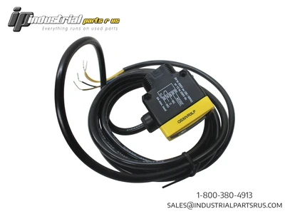 Banner QS30VR3LP Photoelectric Sensor 24/250V ac, NEW
