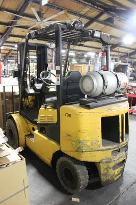 CLARK CGP25 Forklift Trucks | Levy Recovery Group (2)