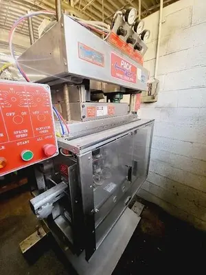 USED PACK WEST MACHINERY AUTO 120 TORQUER