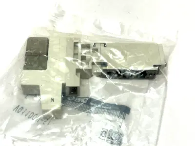VQ1100N-51 | SMC  Solenoid Valve - New