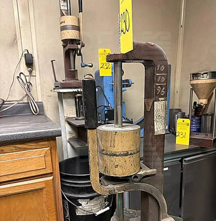 Used DIETERT 315 SAND RAMMER Miscellaneous Laboratory Equipment Ohio US | World Equipment and Machine Sales #524277