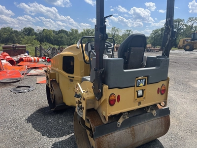 Used 2016 Caterpillar CB36B Tandem Rollers Maryland US | Zadoon Equipment #1480899