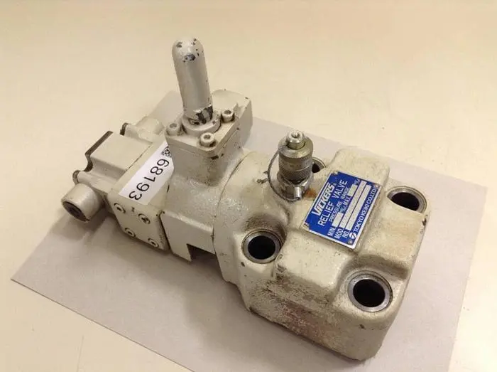Used VICKERS TCG50-06-CEV-PL-T-11-S10 Valves/Fittings Michigan US | Ideal Machinery #582748