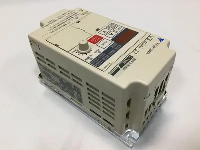 USED YASKAWA CIMR-J7AA20P1