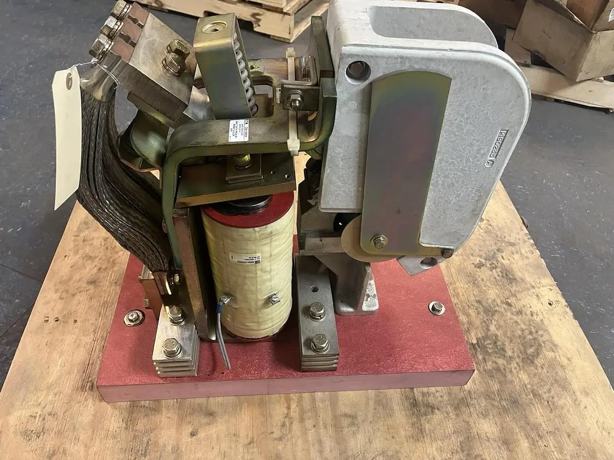 New | in-Stock CUTLER HAMMER MD910 Miscellaneous Equipment (Electrical & Power) | Surplus Asset Holdings #1202751