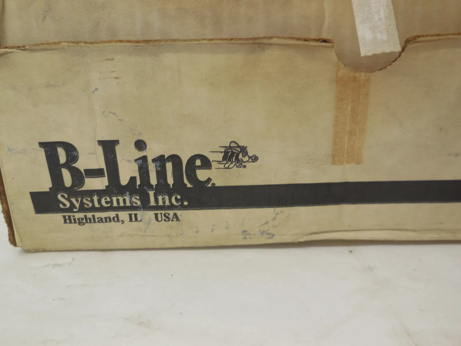 BOX OF 50 NEW B LINE B2011 CONDUIT CLAMPS
